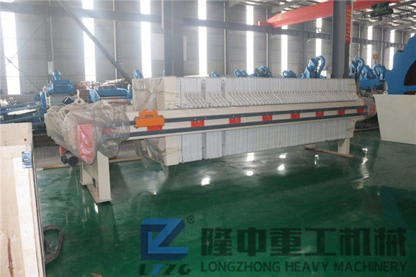 環(huán)保性能加持，隆中重工新型廂式壓濾機“綠色”