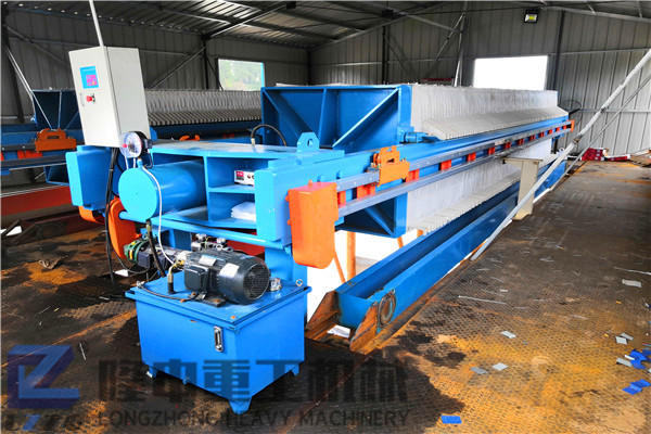  板框污泥壓濾機(jī)受洗砂生產(chǎn)歡迎，生產(chǎn)效果有何區(qū)別？