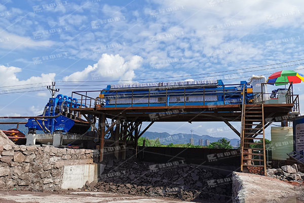 影響帶式壓濾機出泥的因素有哪些？